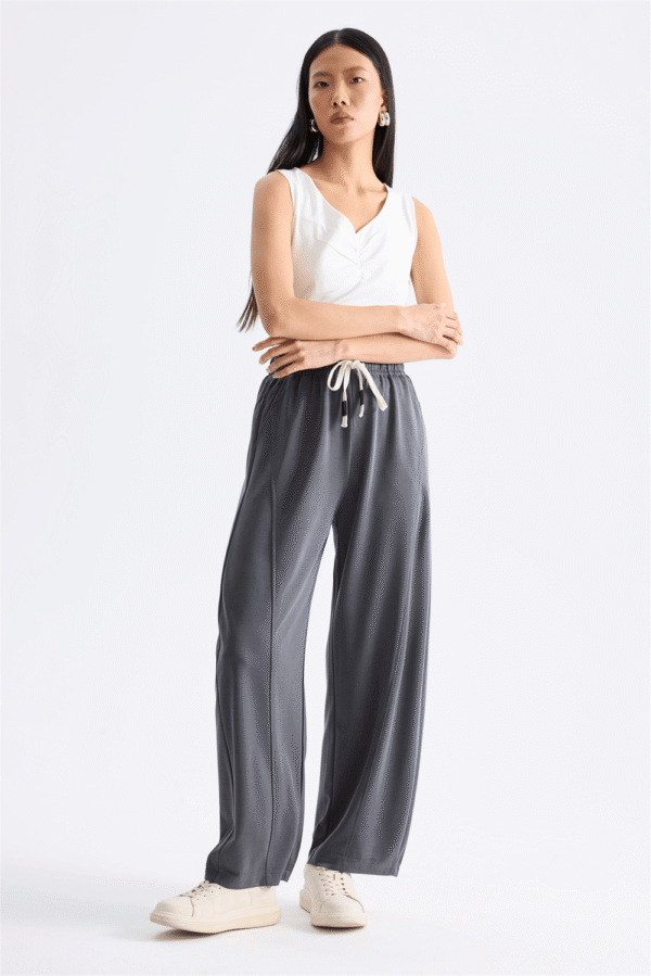 Elastic-Waist Trousers – Grey