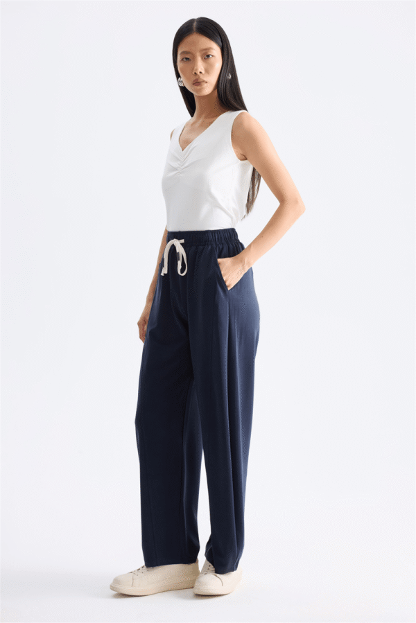 Elastic-Waist Trousers – Navy